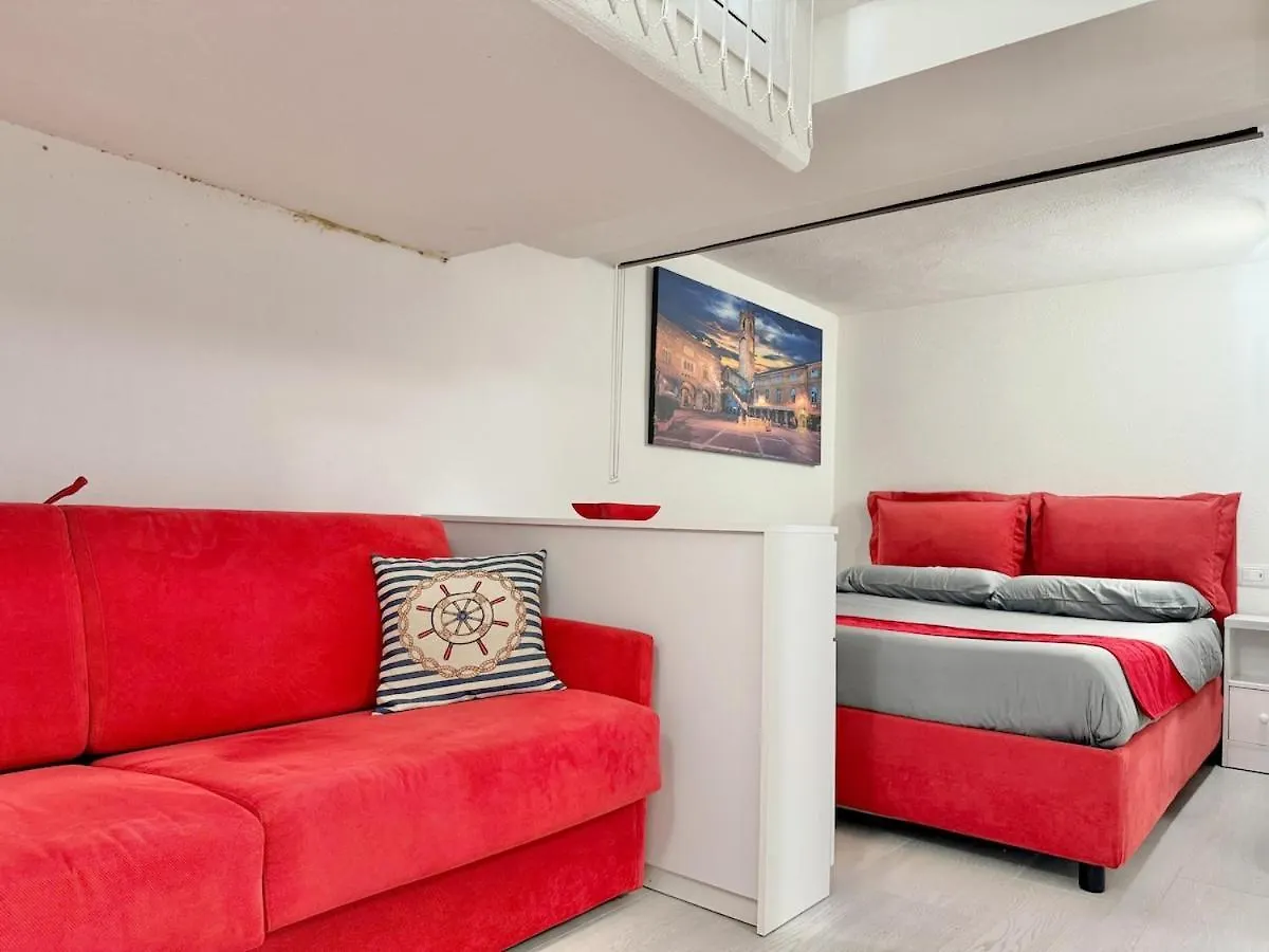 Apartment Fronte Mare Nel Cuore Di Lido Lido di Camaiore